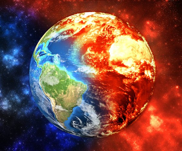 Planet Earth burning, global warming concept Varmare somrar än någonsin